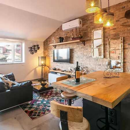 Merc Ribeira's Up Place