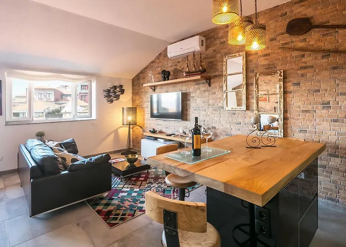 Merc Ribeira's Up Place