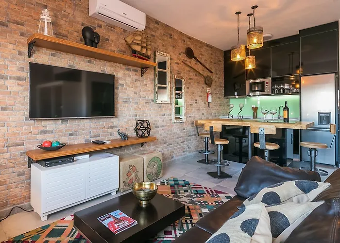 Merc Ribeira's Up Place Apartman *