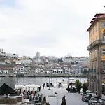 Merc Ribeira's Up Place Apartmán *