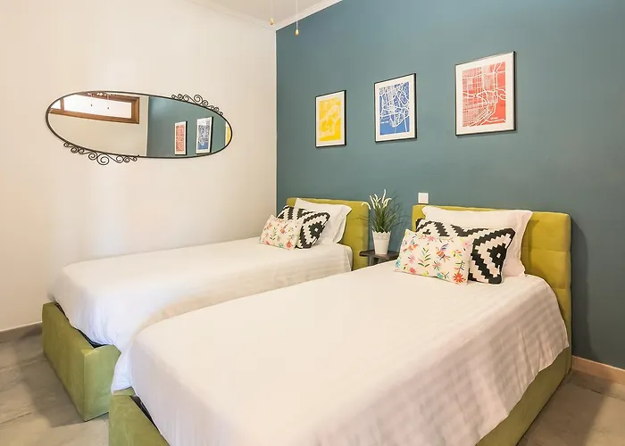 Merc Ribeira's Up Place